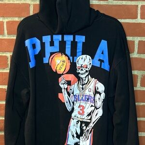 Warren Lotas ‘Allen Iverson’ PHILA Hoodie_Sz:XL